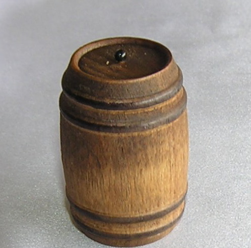 ISL08197 Aged Barrel w/Pull Top by Island Crafts