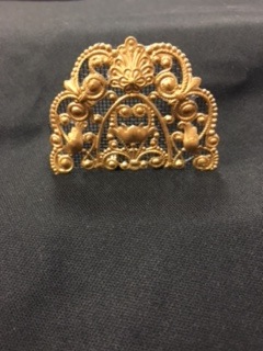 ANTIQUE GOLD MANTILLA