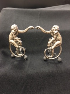 A6 LARGE SILVER MONKEY