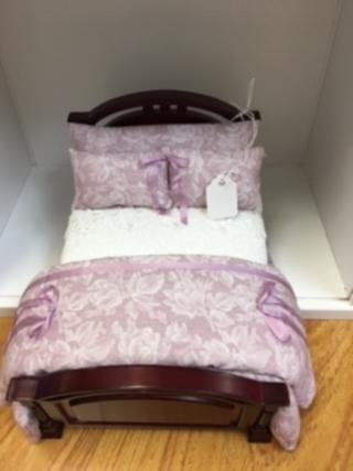 M113 Double Bed hand Made Bed Dressing