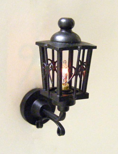 CK4157 Ornate Coach Lamp by Cir-Kit