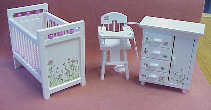 AD118 Hand Painted Nursery Set