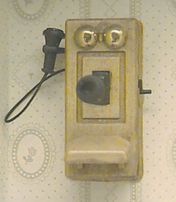 CB2712 - Telephone